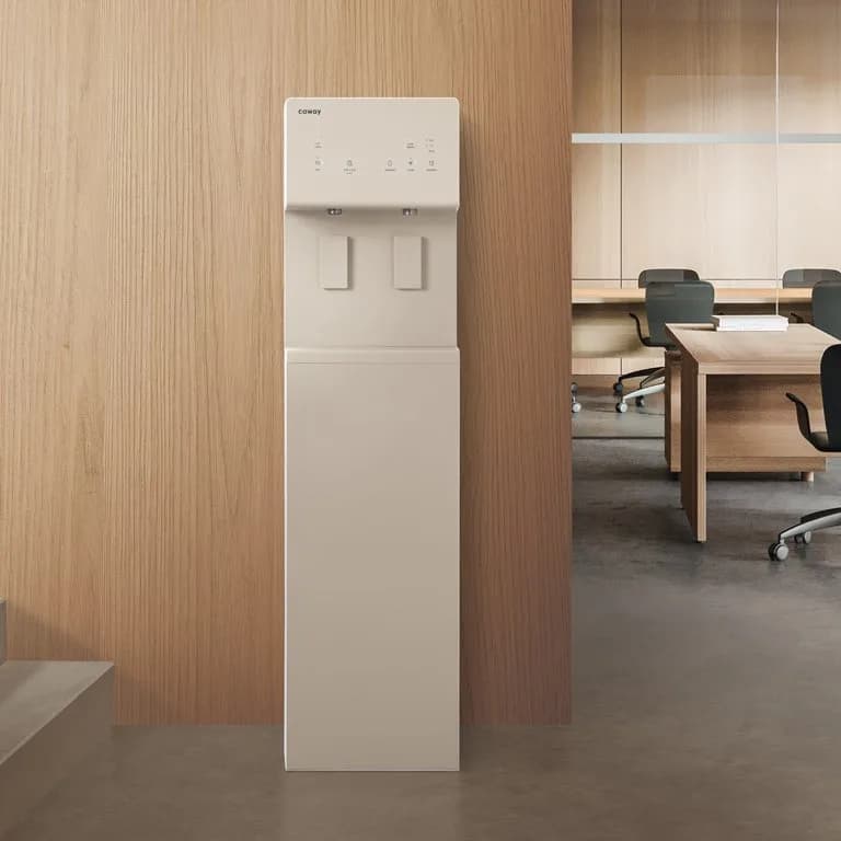 Core Plus Water Purifier — Big capacity for busy workplaces, with free 5-year product service.