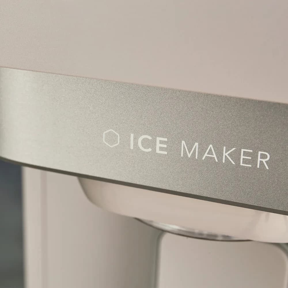 Coway Lucy Plus water purifier — detail 1