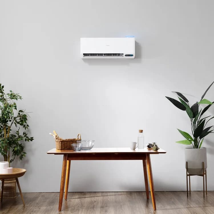 Coway F-Series air conditioner — detail 1