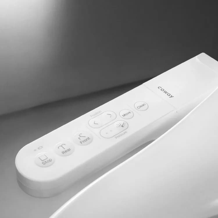 Coway Flowlet hands-free bidet — detail 2